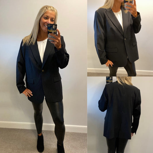 Marks and Spencer’s black blazer size 18 brand new with tags RRP £89
