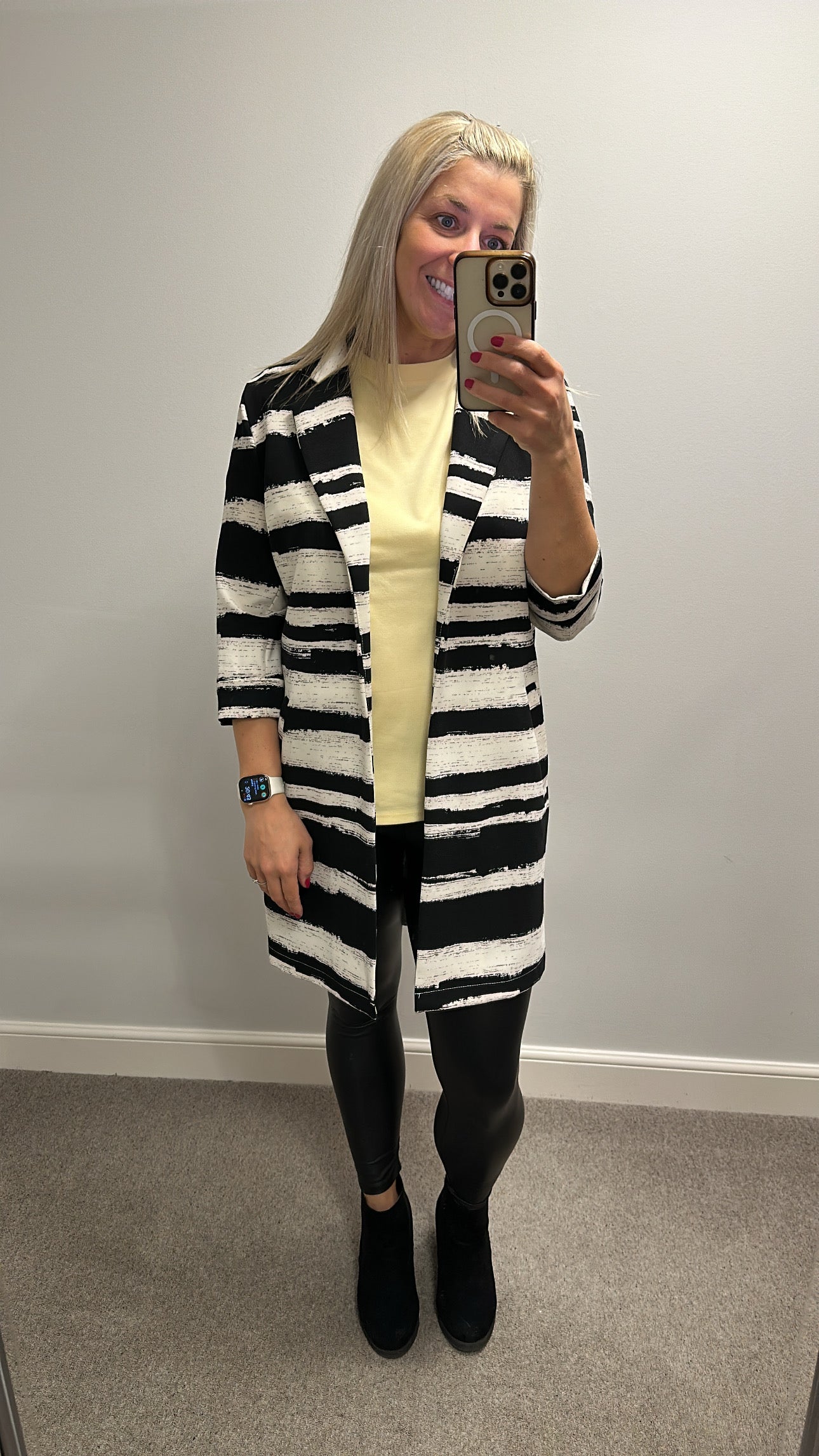 Girls on film black and white long line blazer size 12