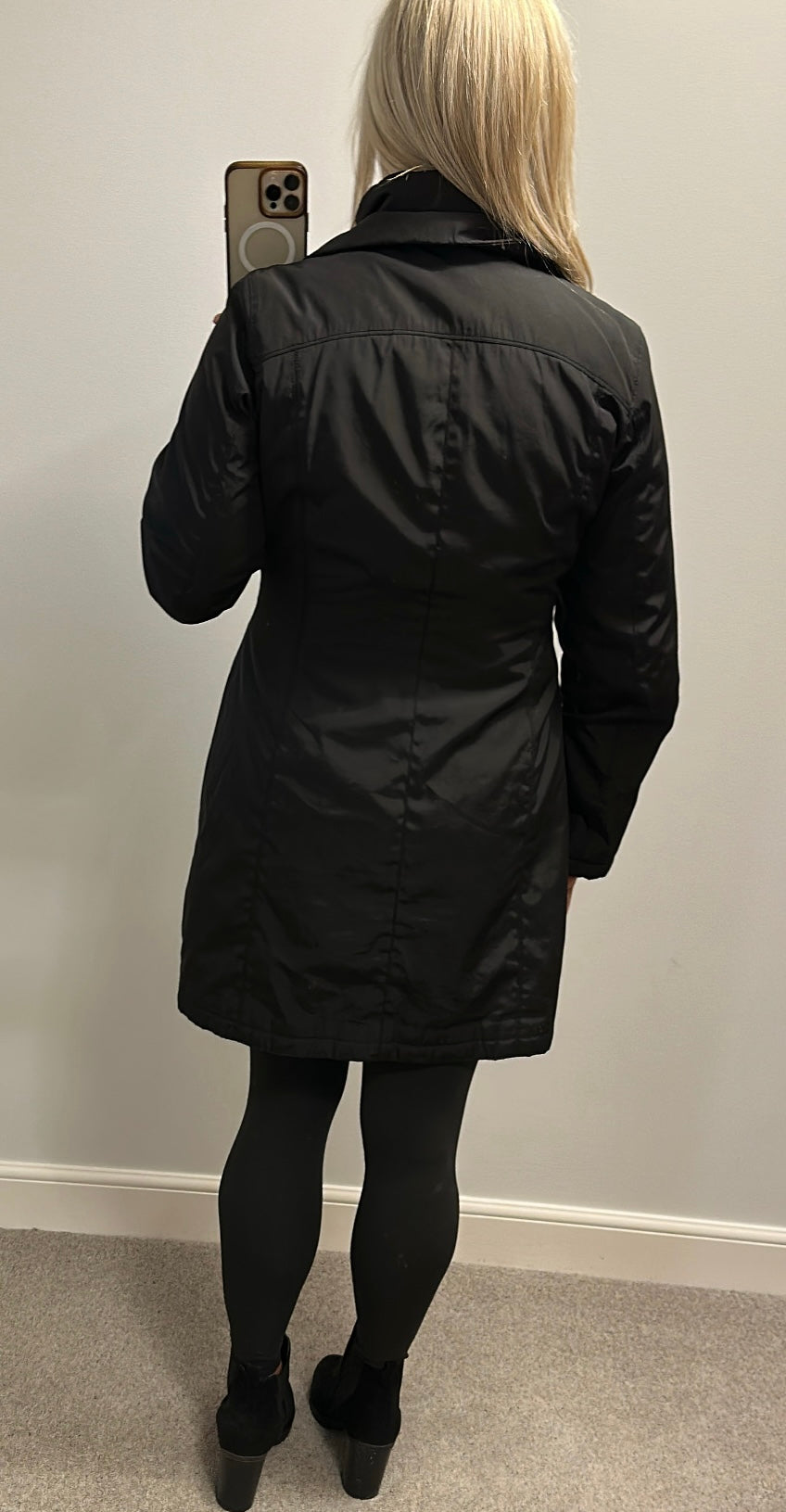 Gallery black jacket size S would fit upto size 12