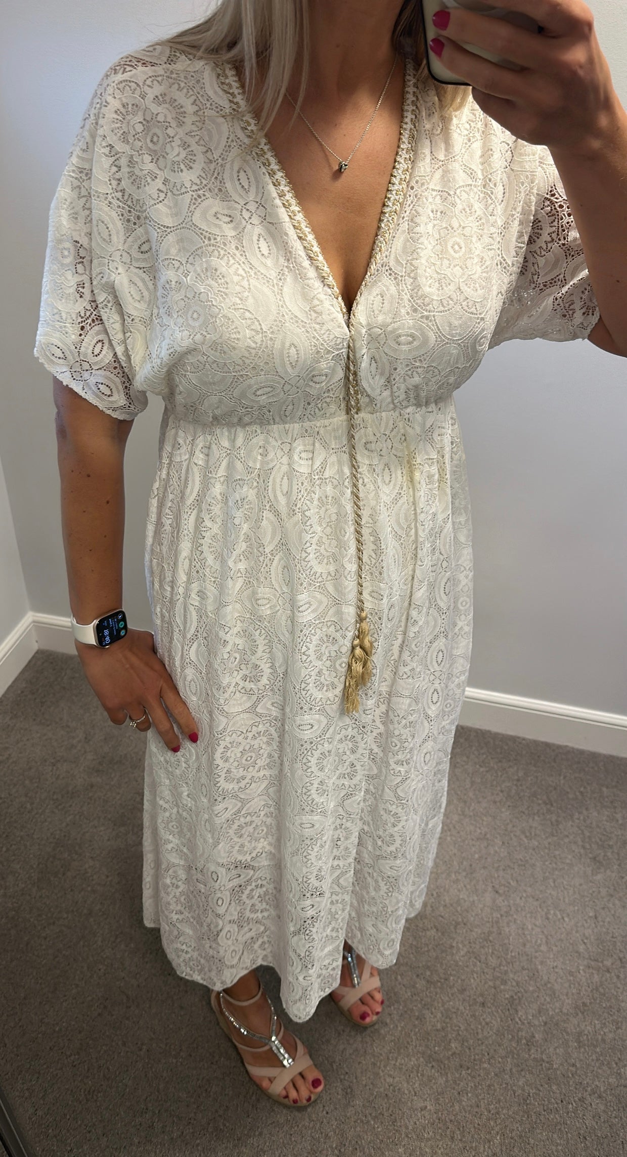 Made in Italy Off white lace kimono sleeve cotton dress would fit upto size 18