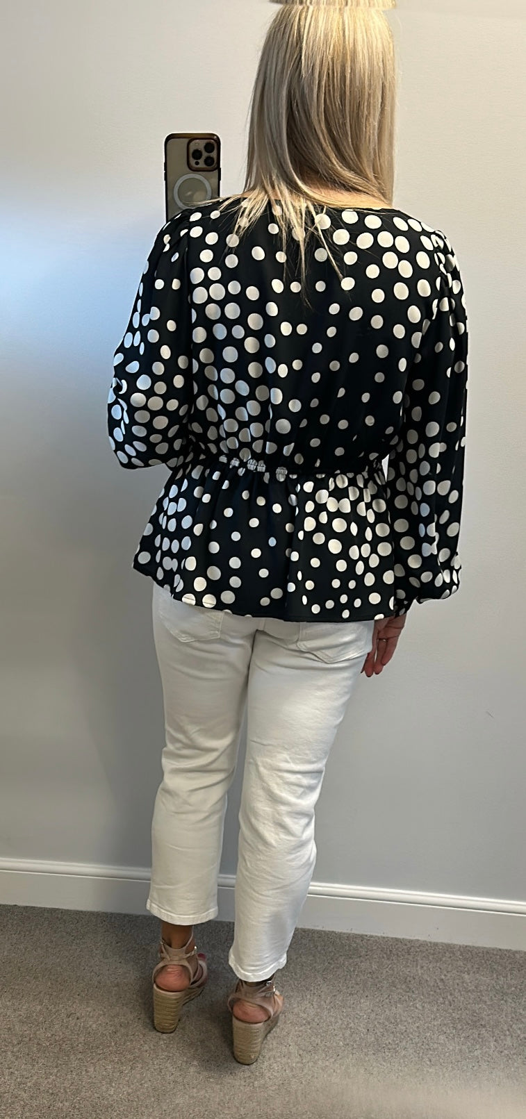 Dorothy Perkins black polka dot top size 18