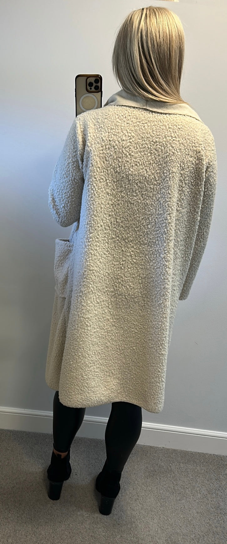 Glossy made in Italy Cream Teddy bouchle cardigan one size would fit upto size 16