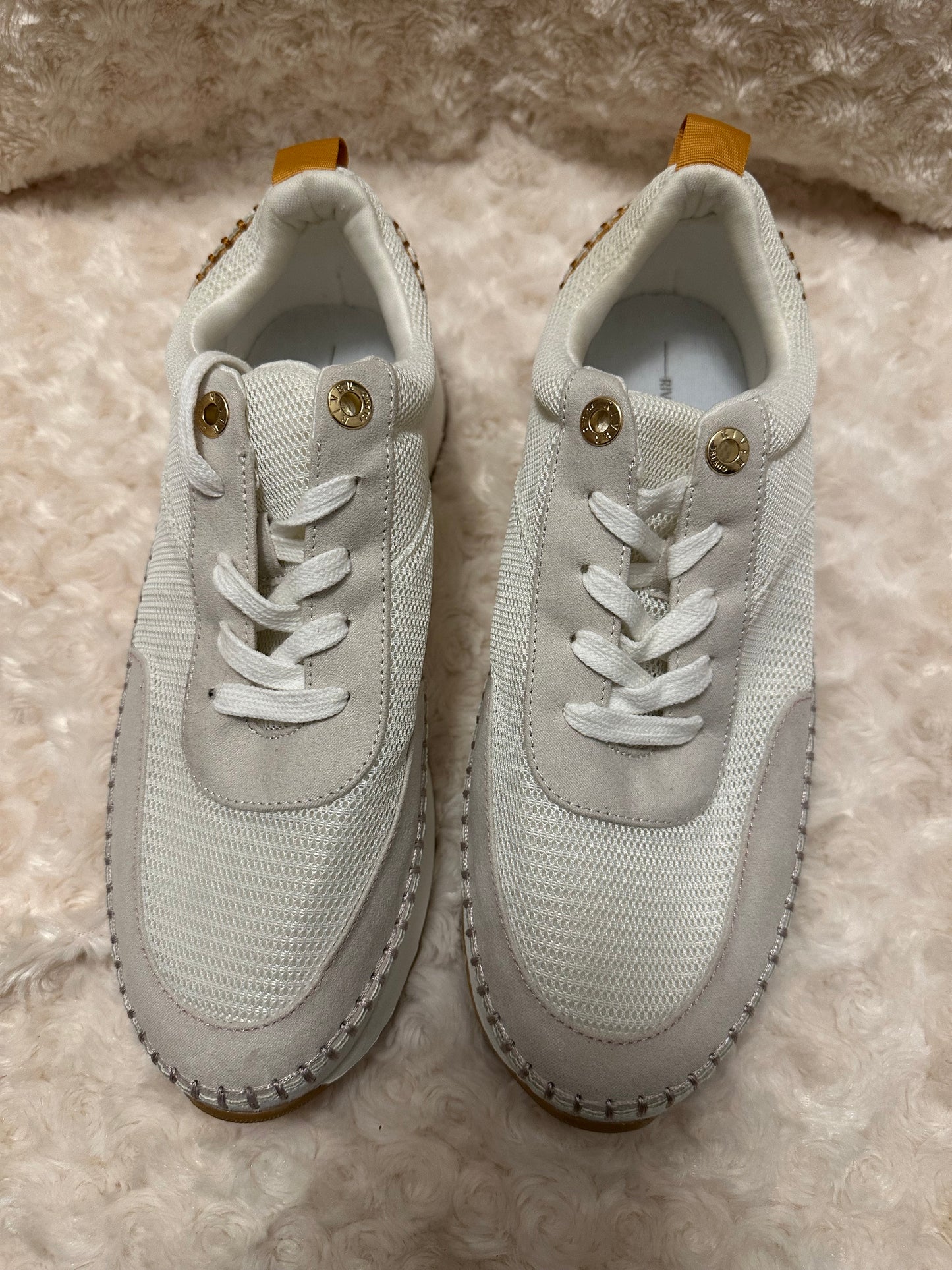 River island ladies cream trainers size 7 brand new