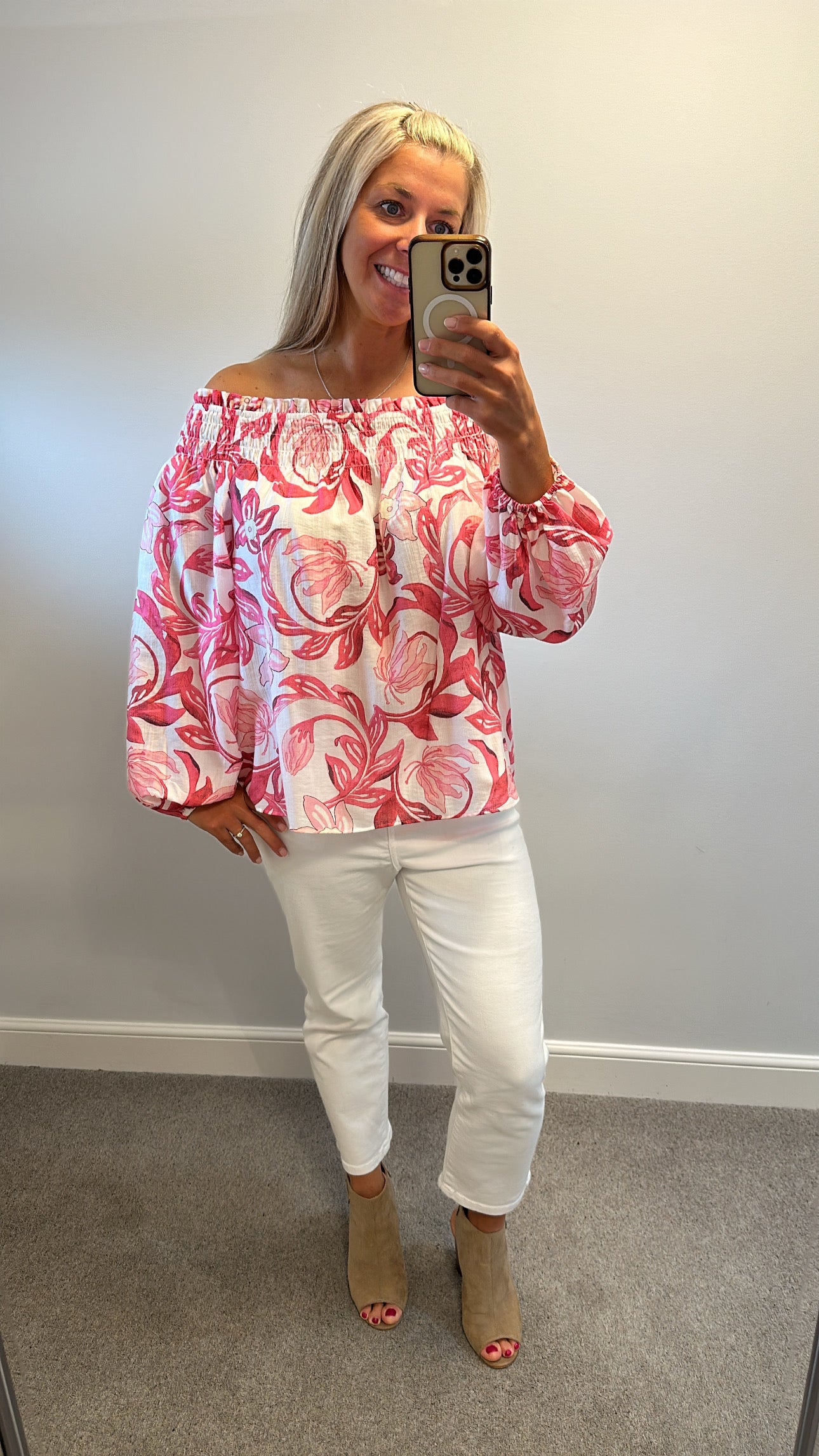 H&M pink floral off shoulder top size L would fit upto size 18
