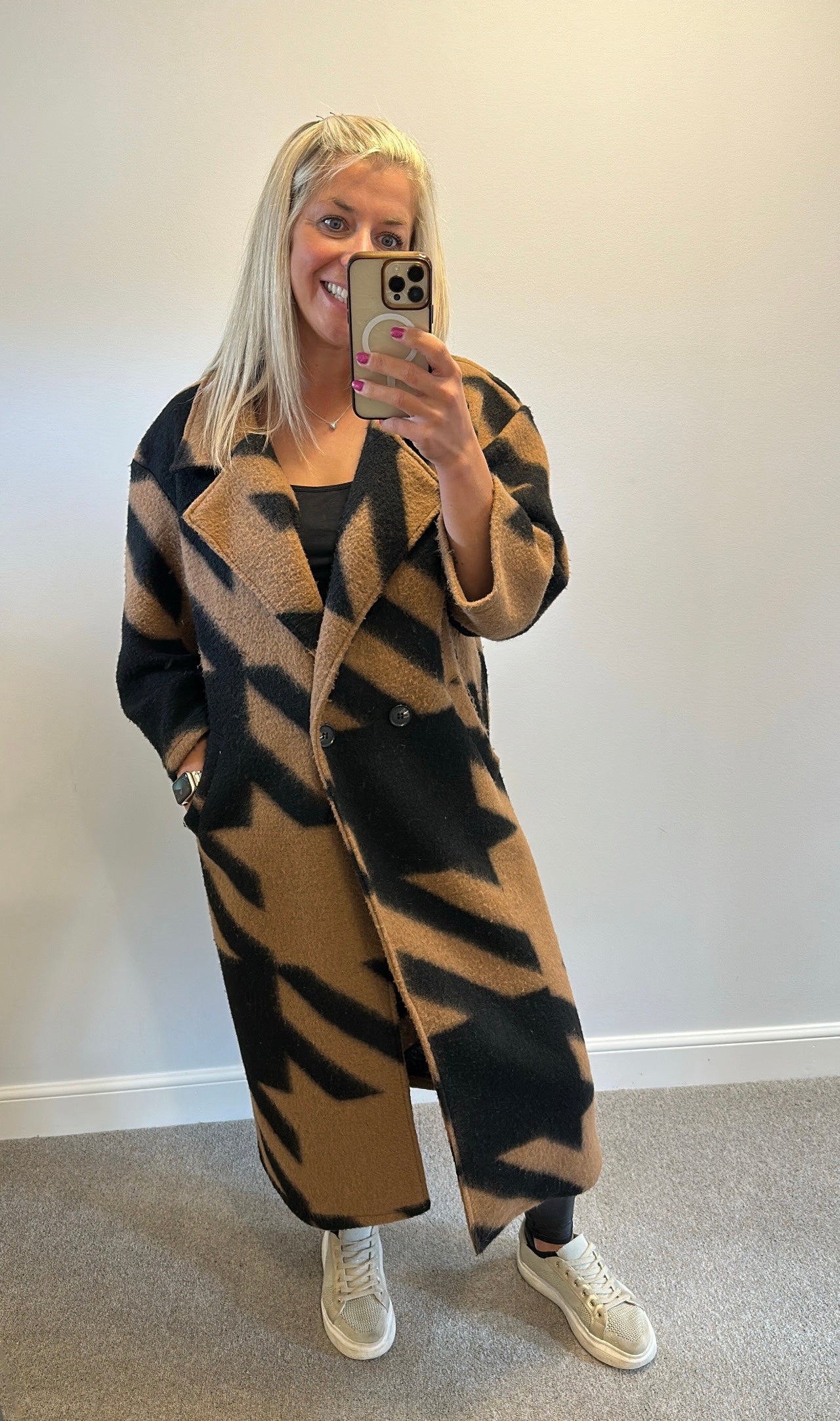 Brown / black print coatigan one size