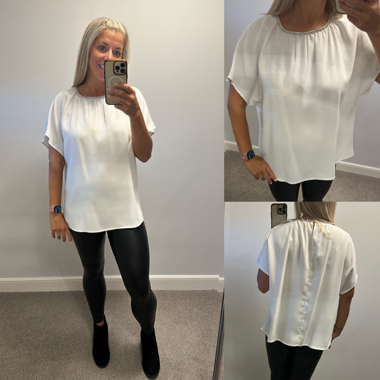 Marks and Spencer’s white rhinestone collar size 16 brand new with tags RRP £35