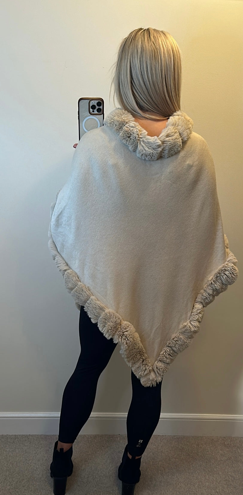 Moocci Cream faux fur poncho brand new without tags