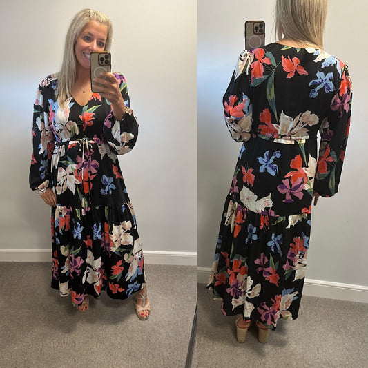 Stella Morgan black floral floaty dress size 16