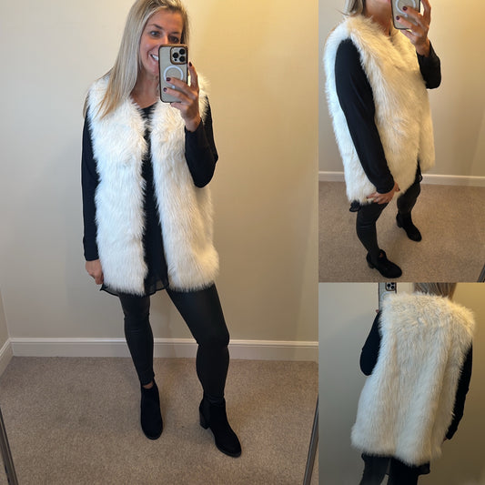 Park lane white faux fur gilet one size upto size 18 brand new with tags