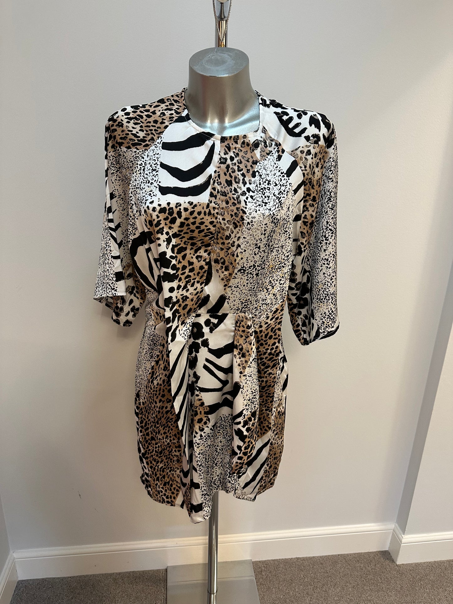 Girl in mind animal print dress size 10