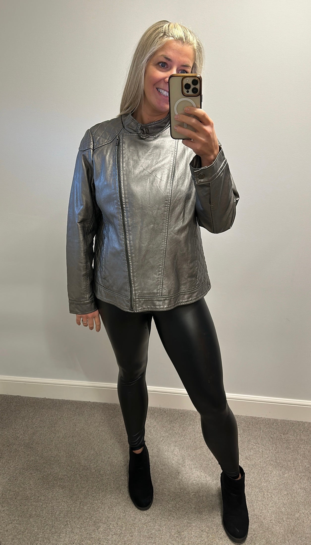 Anna Scholz for simply be silver metallic jacket size 20