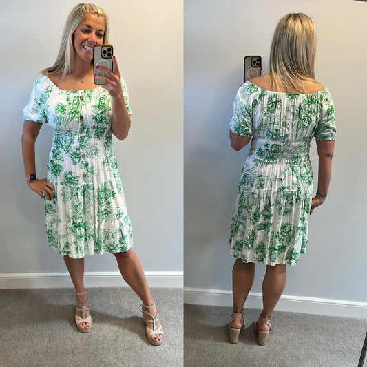 Made in Italy green print dress fit upto size 12