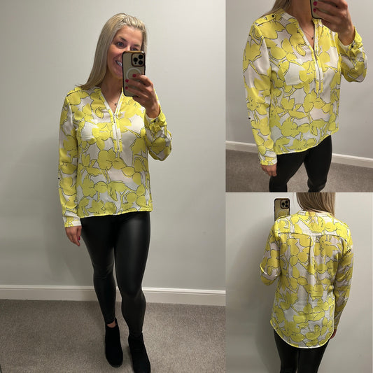 Rope collection yellow floral blouse one size fitting upto size 12