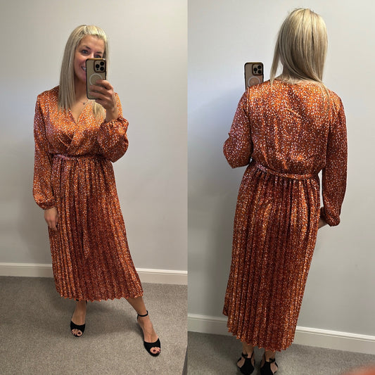 QED London burnt orange spotted dress size 16