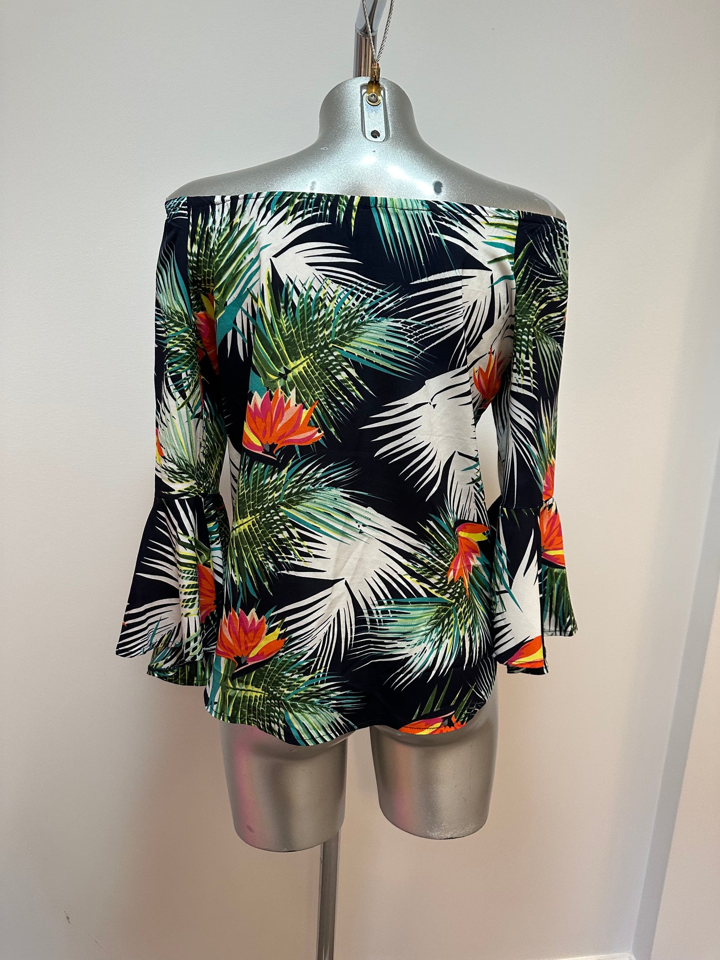 Stella Morgan navy floral print off shoulder top size 8