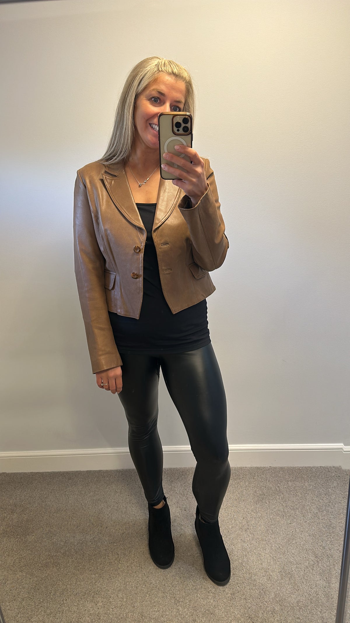 Wallace Sacks Vintage Brown 100% leather jacket small size 14