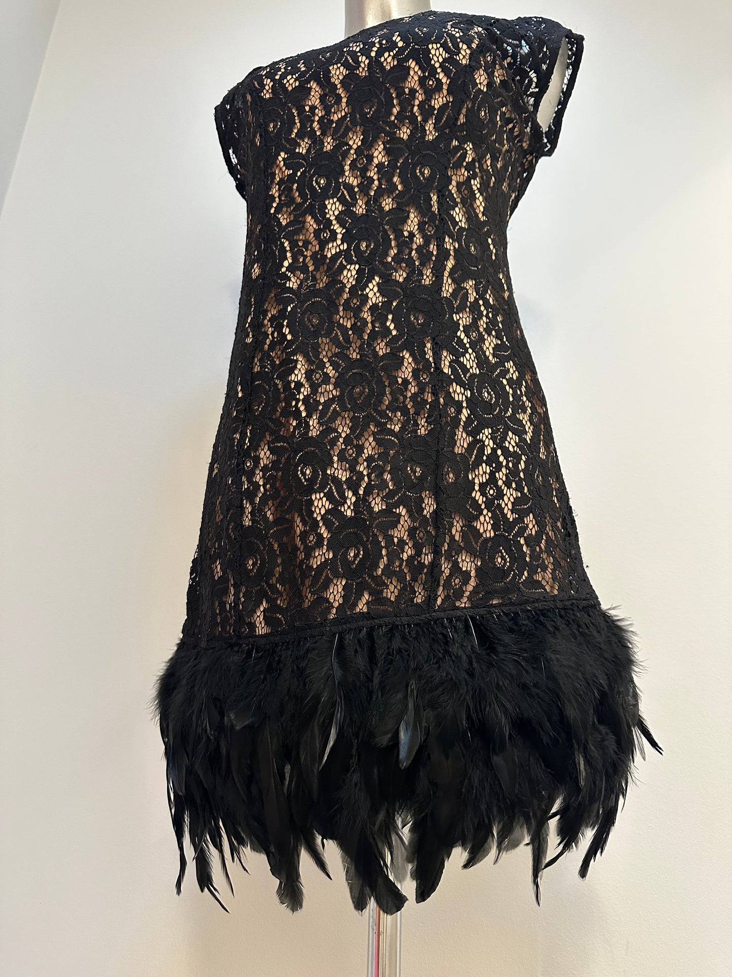 DS black lace feathered hem dress size 6