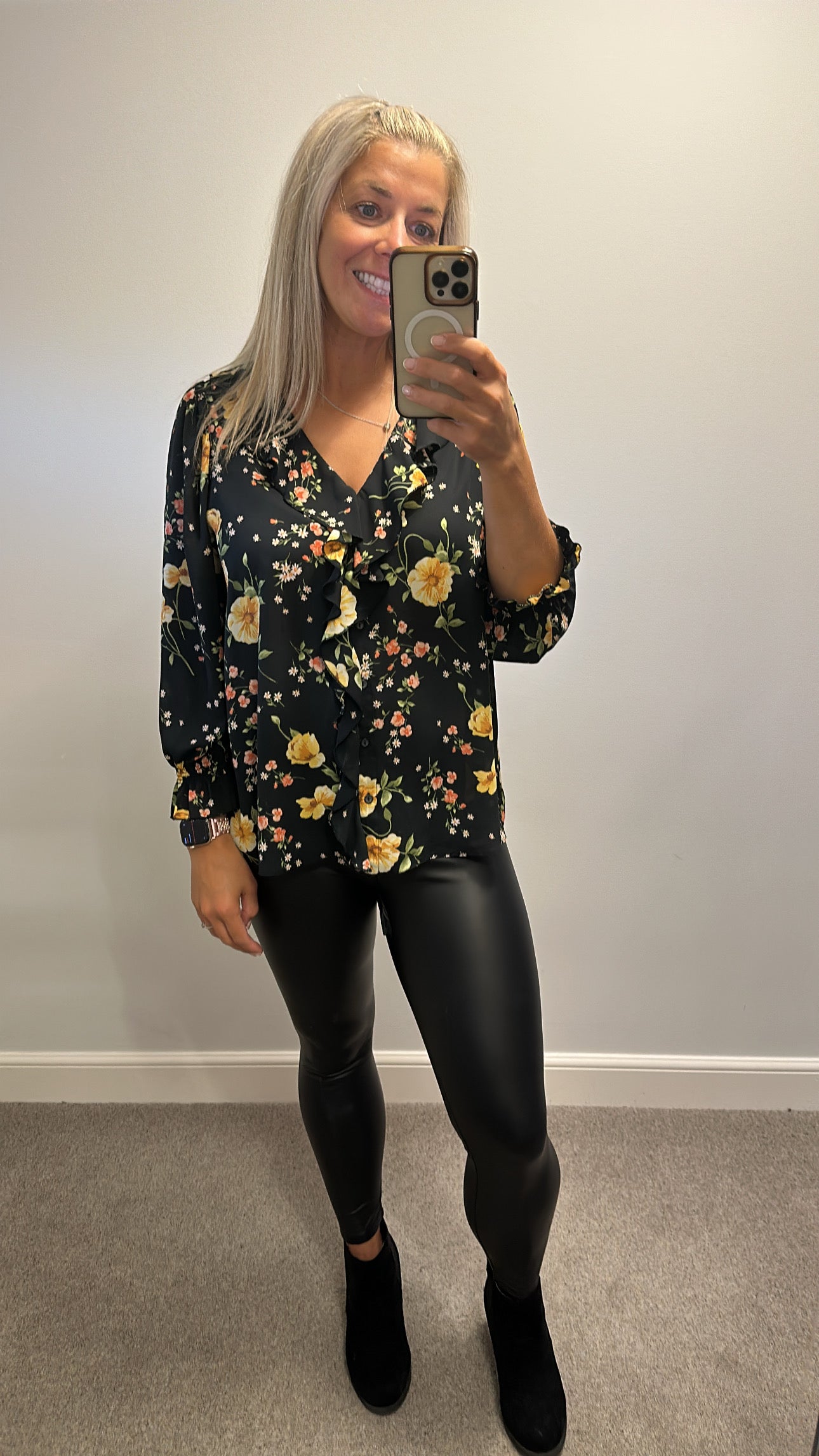 Dorothy Perkins black floral blouse size 16