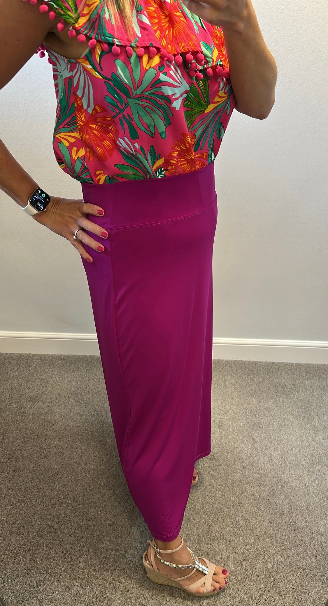 Kim & Co Purple maxi skirt size L would fit upto size 16