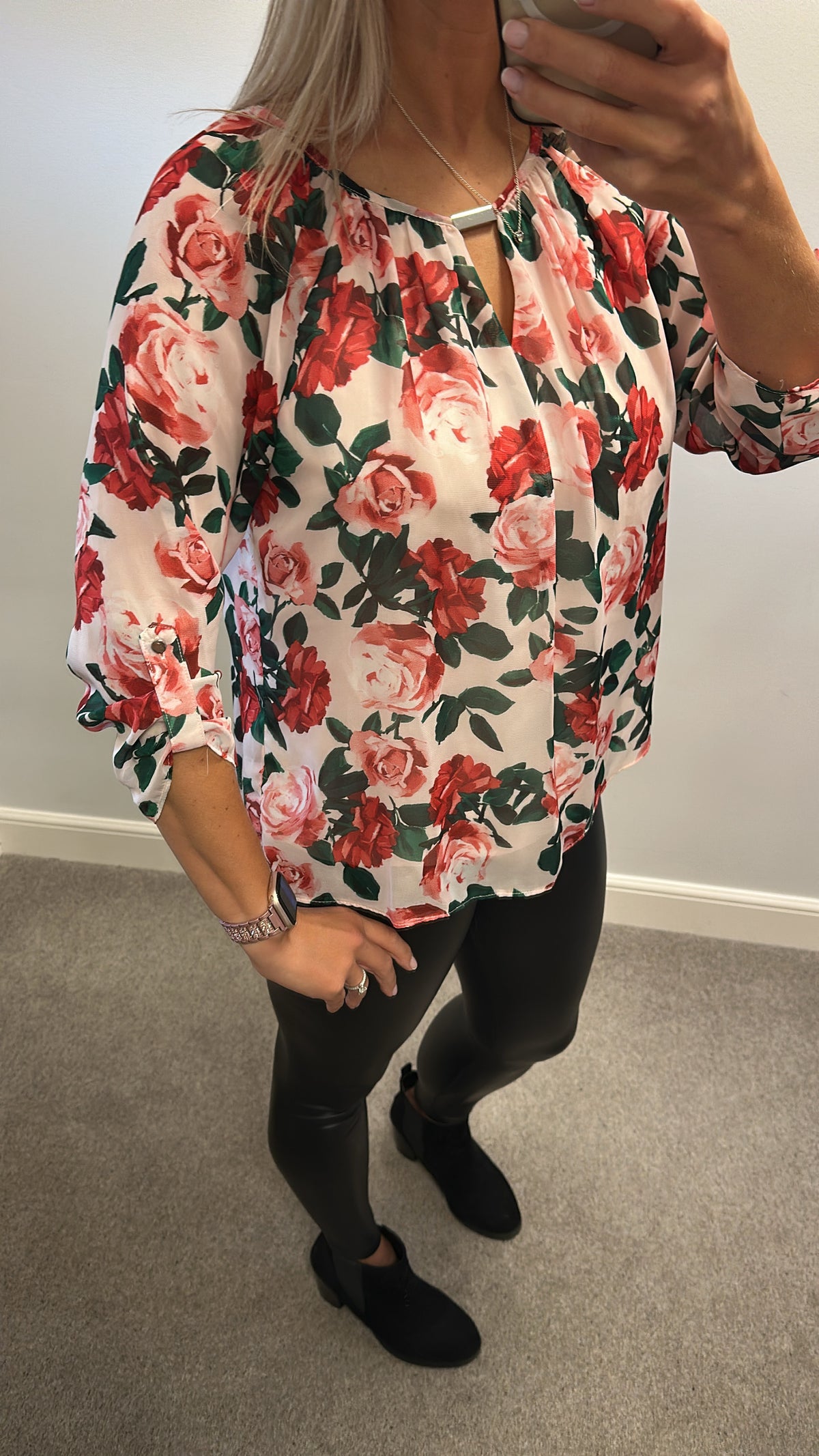 Billie & blossom floral sheer blouse with elasticated sleeves size 14