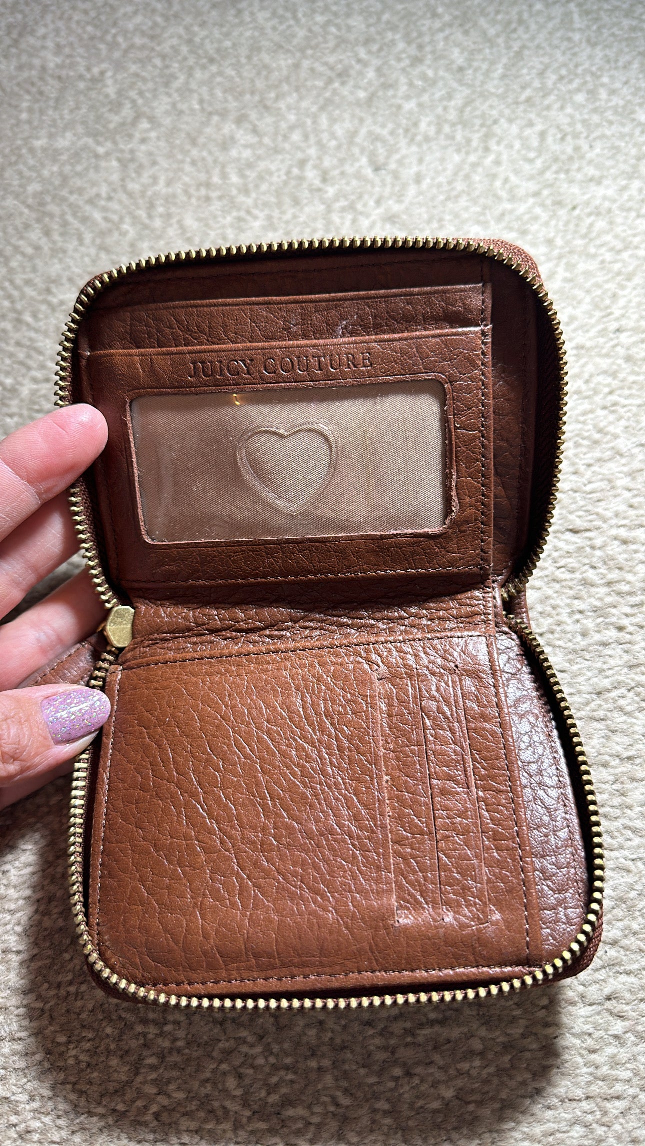 Juicy couture tan zip purse