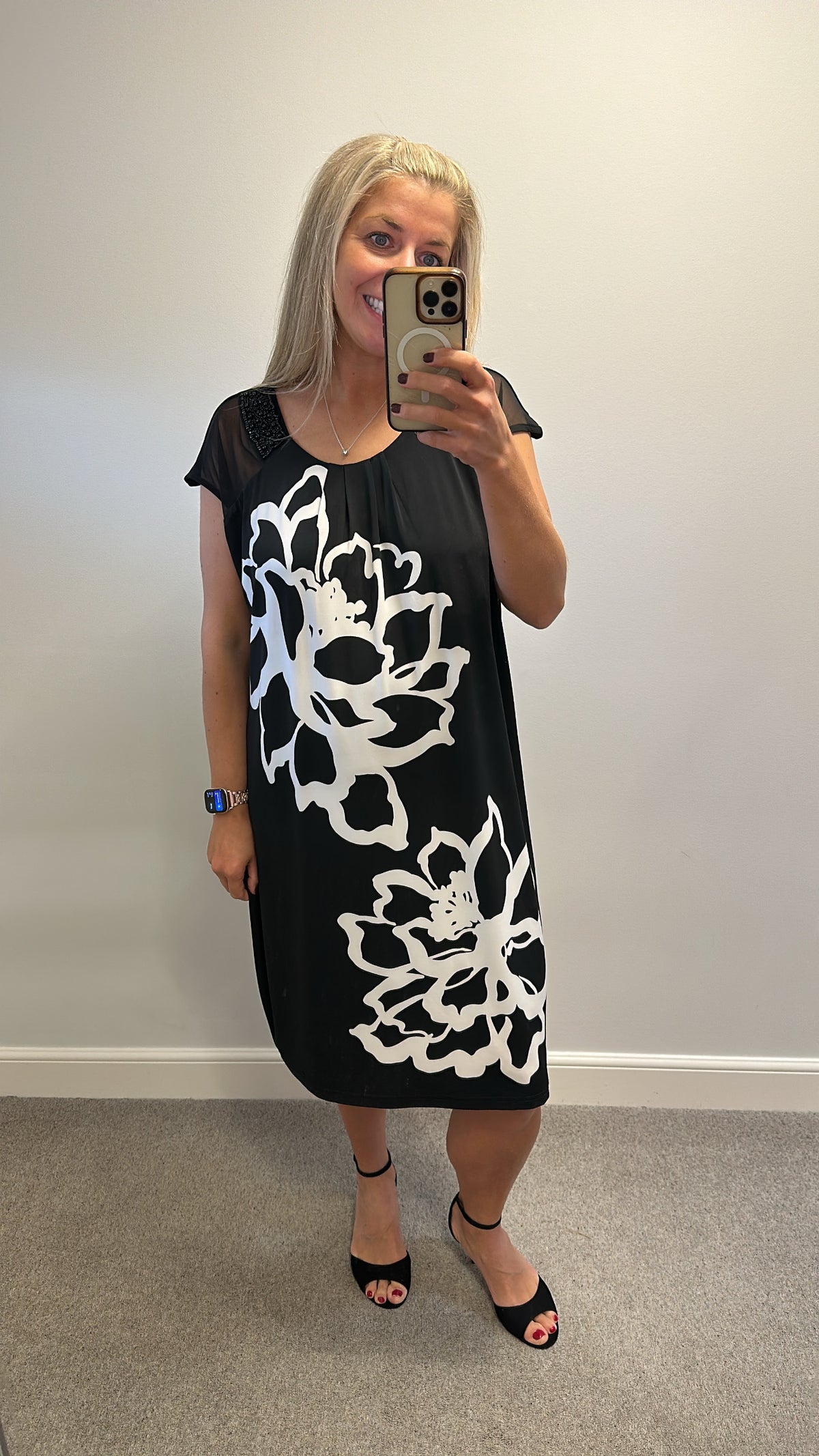 Klass black floral dress size 22