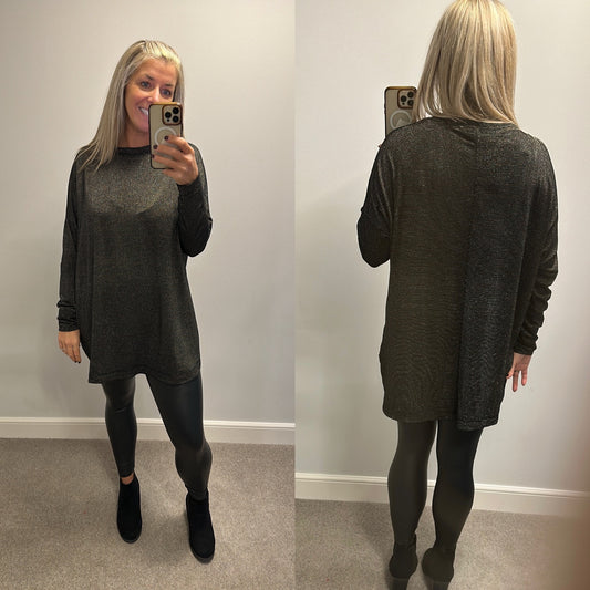 And / or Black and gold shimmer jumper onesize fitting upto size 18