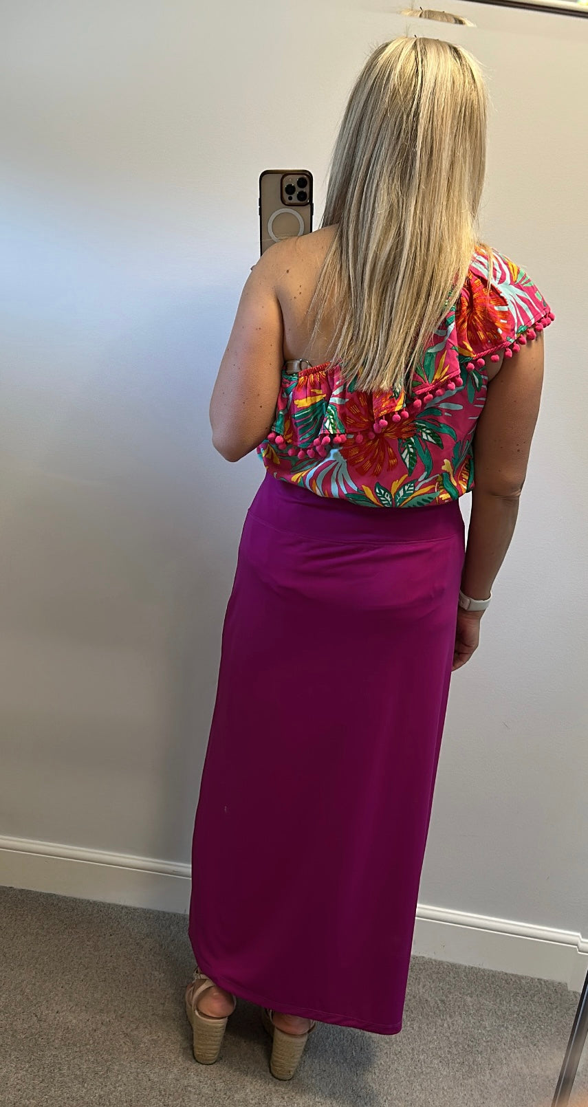 Kim & Co Purple maxi skirt size L would fit upto size 16