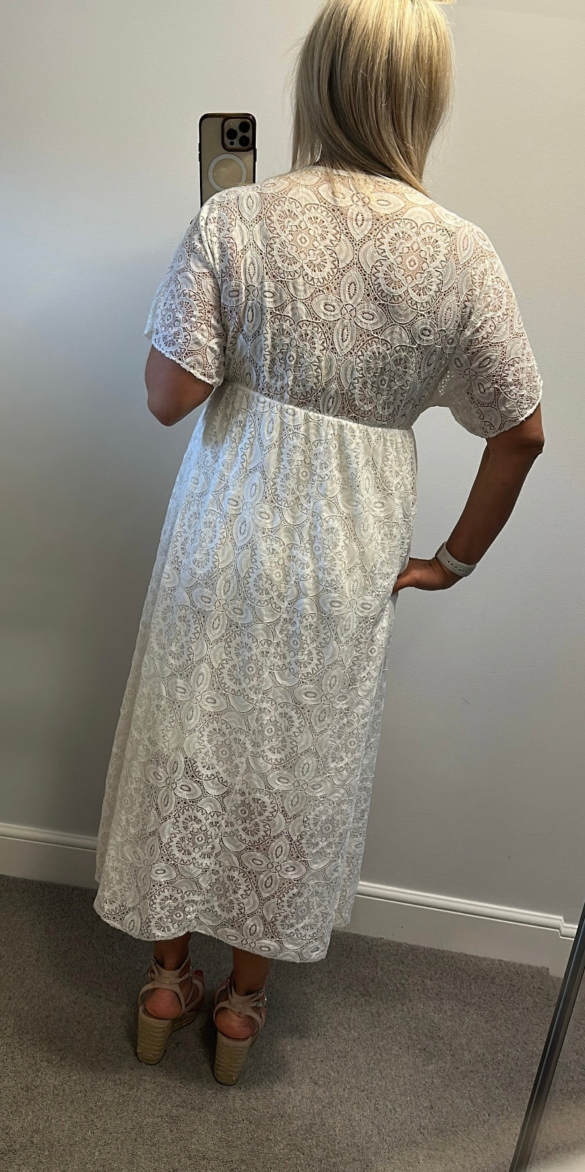 Made in Italy Off white lace kimono sleeve cotton dress would fit upto size 18