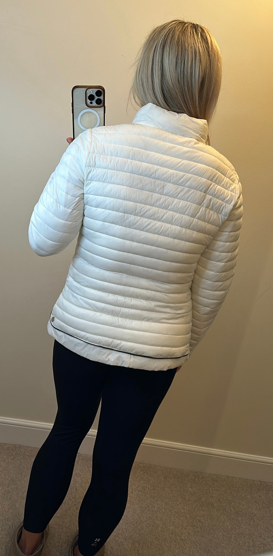 White puffer jacket unbranded fit upto size 12