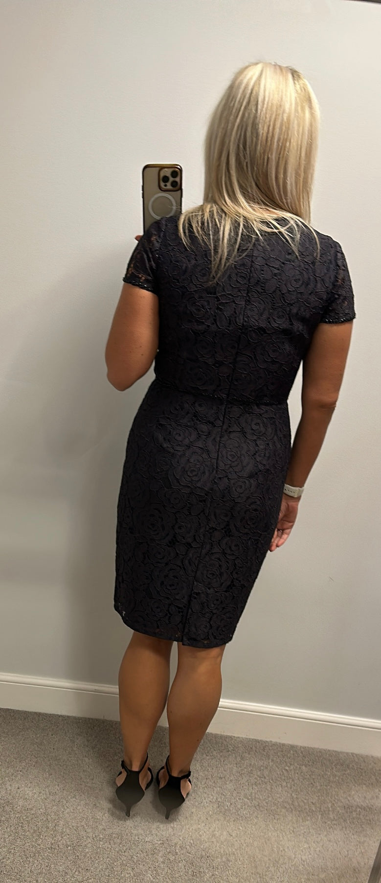 Adrianna Papell black lace dress size 14 (neat fit more suited to 12)