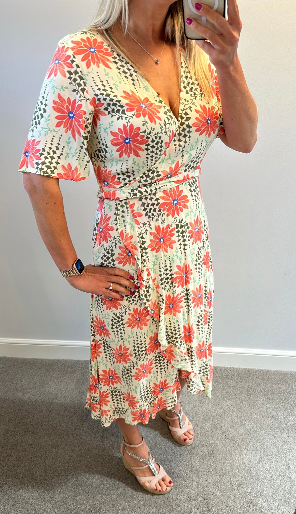 Peruna floral dress size 12