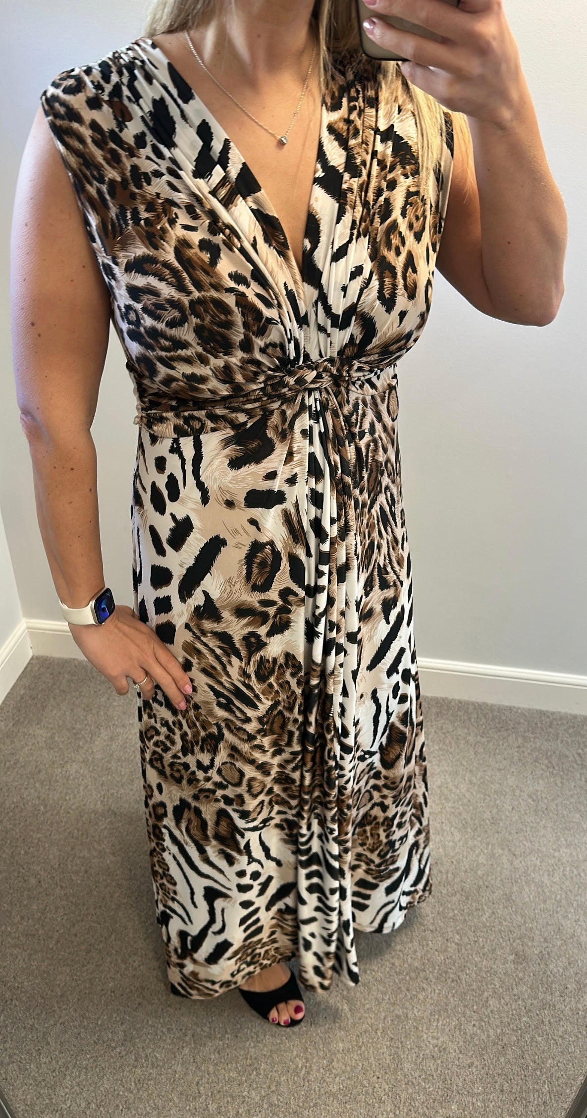 Ingenue animal print maxi dress one size fitting upto size 16
