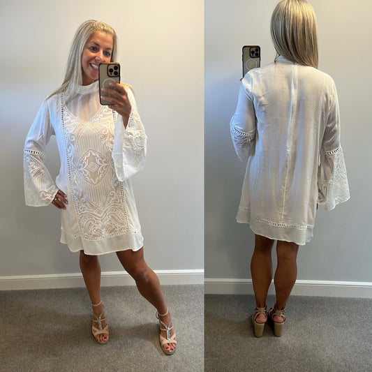 Peace + Chaos white embroidered dress size M/L would fit upto size 14