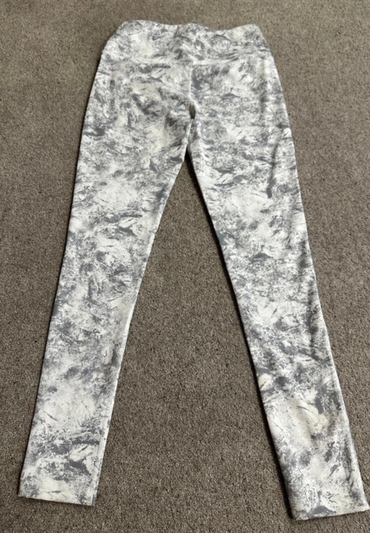 Queenieke grey / off white activewear leggings size S
