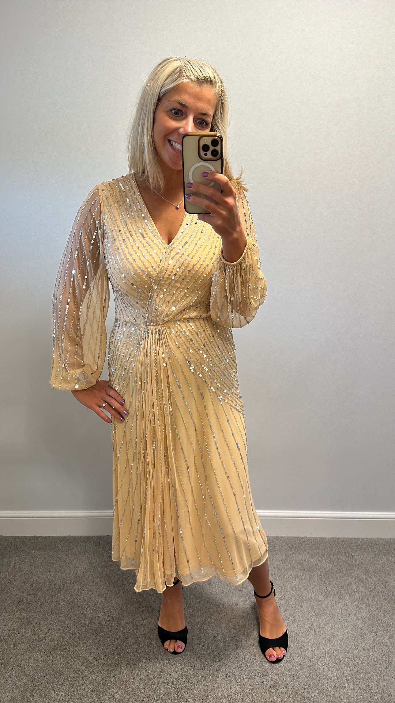 Amelia Rose cream sequin dress size 14