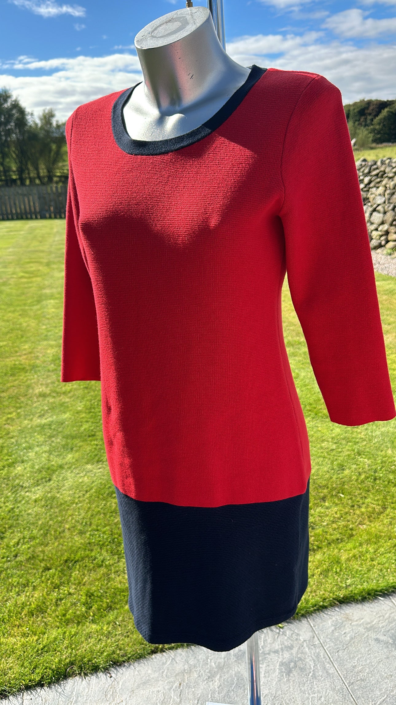 Banana Republic red and navy knit dress size S fit upto small size 12