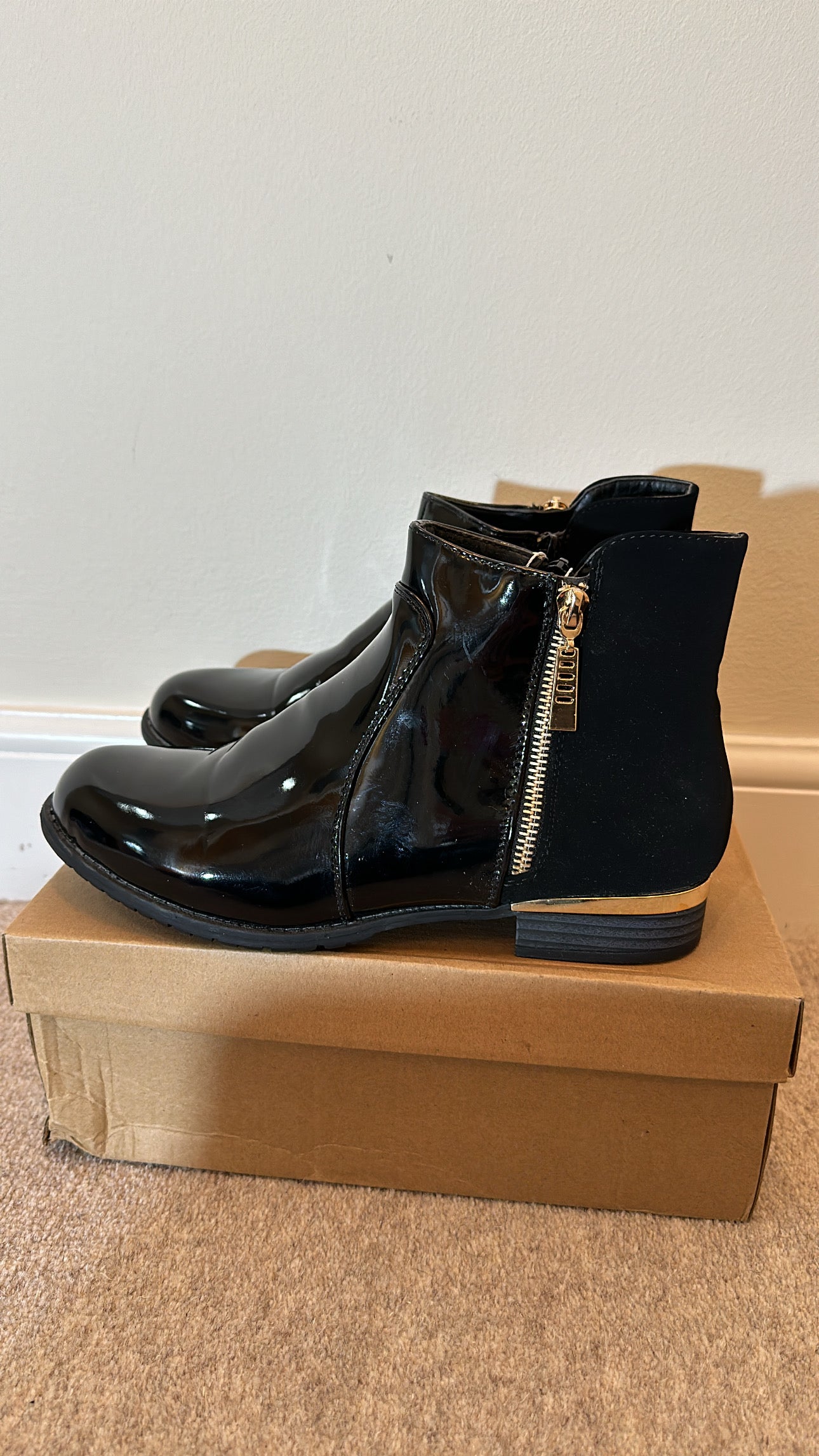 Kerline black patent boots size 6 brand new