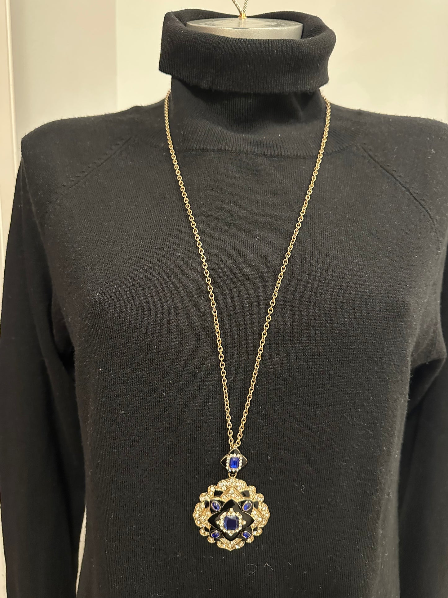 Costume jewellery blue and gold embellished pendant necklace