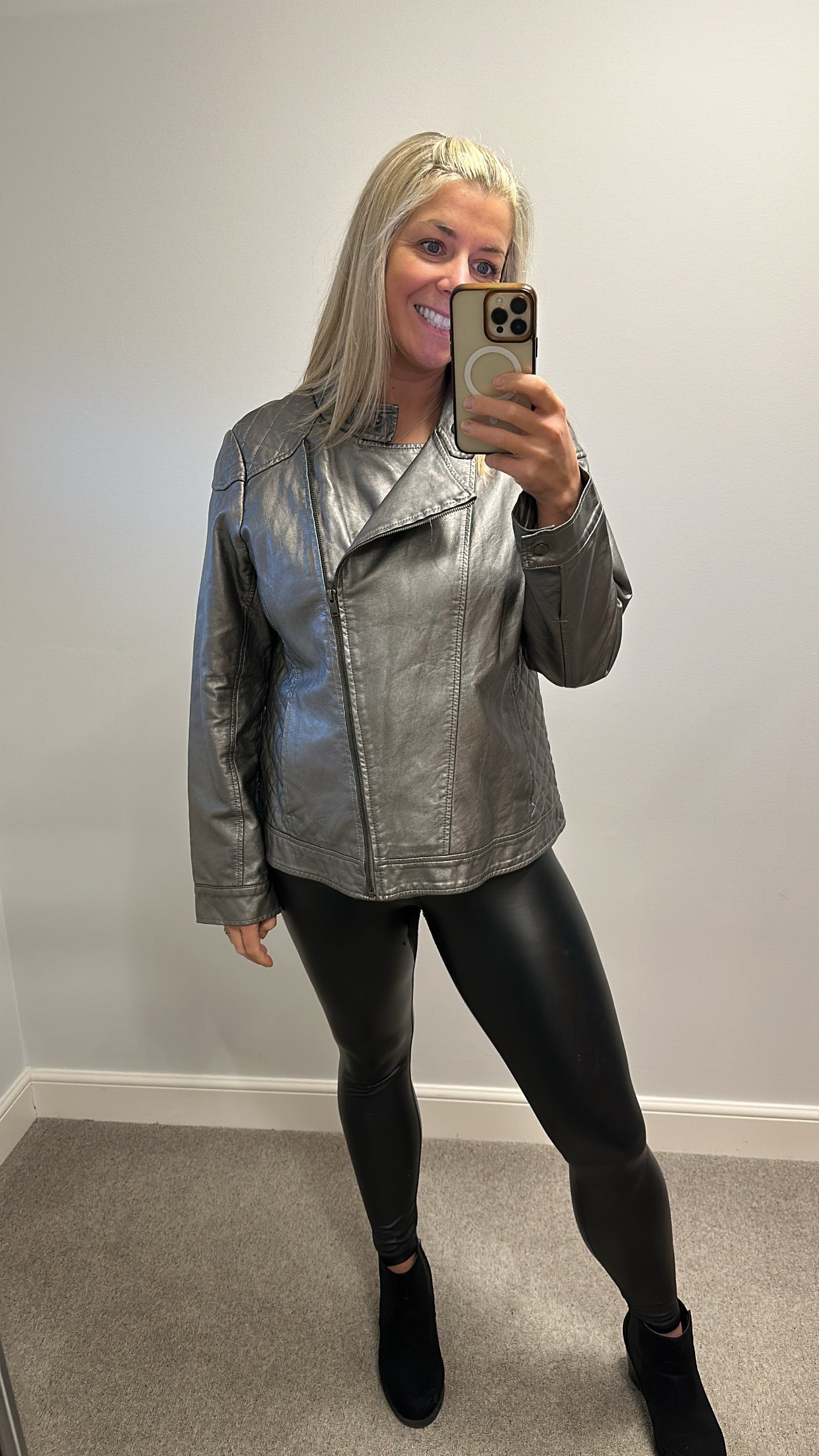 Anna Scholz for simply be silver metallic jacket size 20