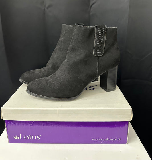 Lotus black diamanté chunky heel boots size 8