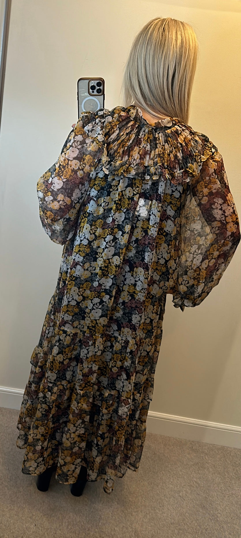 Mango floral maxi dress size L would fit upto size 16