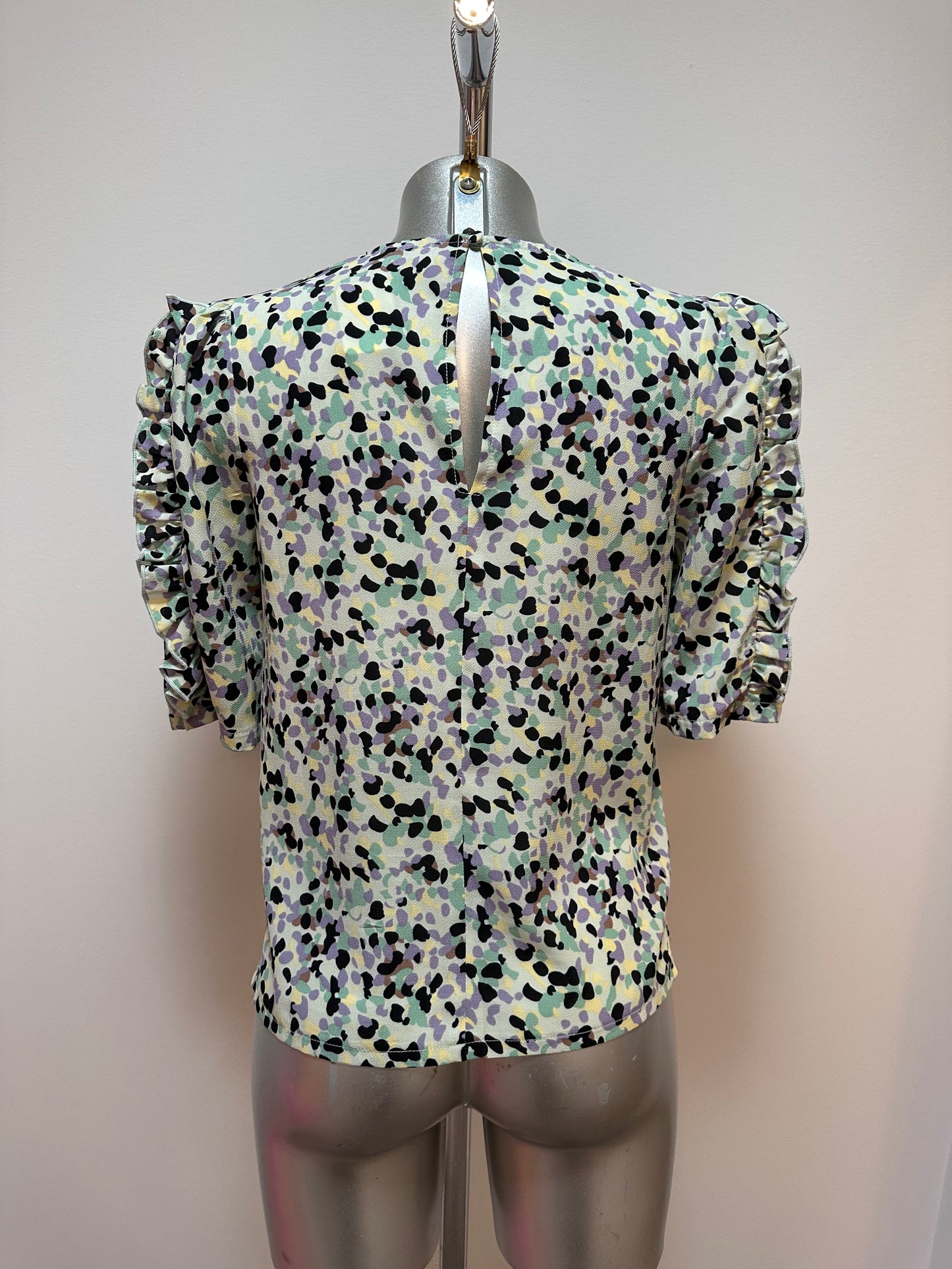 Girl in Mind colourful blouse with frill sleeves size 8