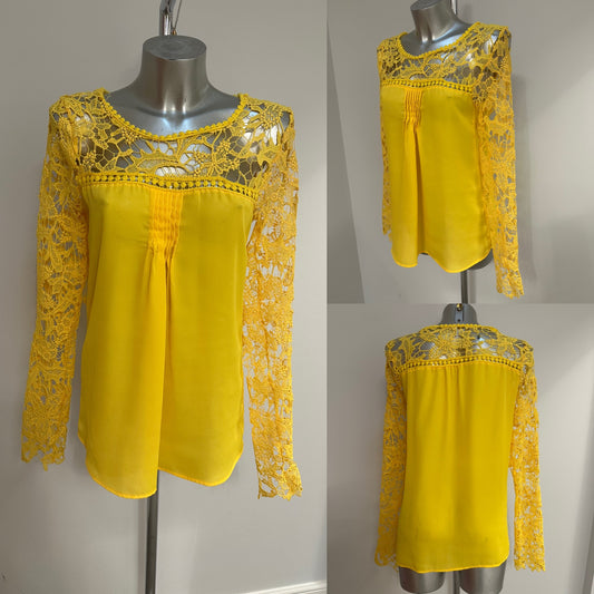 Yellow lace sleeve blouse one size fitting upto size 12