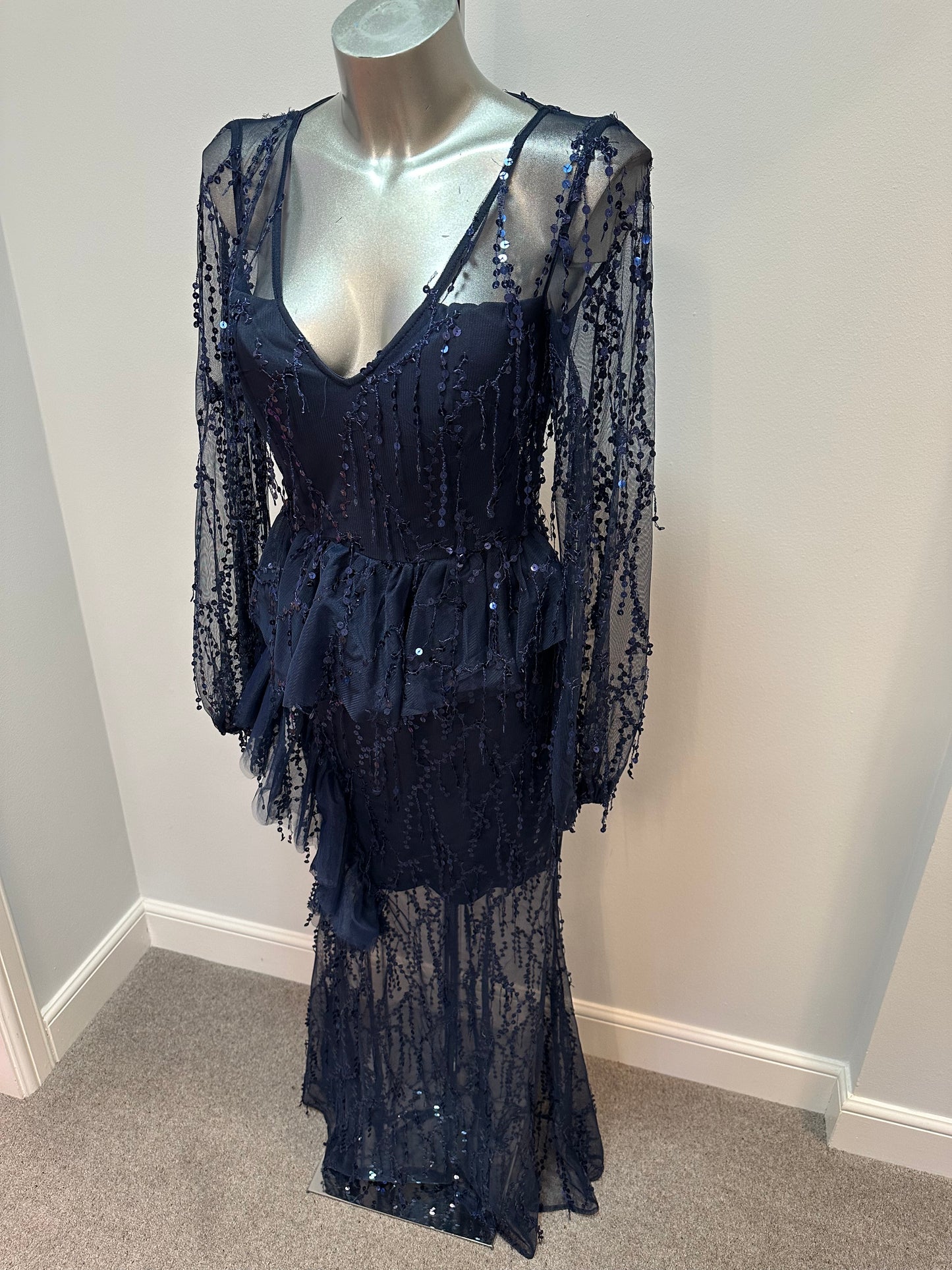 Giffniseti navy sequin evening dress size M would fit upto size 10