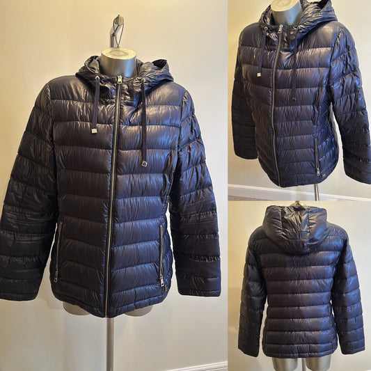 Andrew Marc navy packable lightweight premium down jacket size L would fit upto size 16