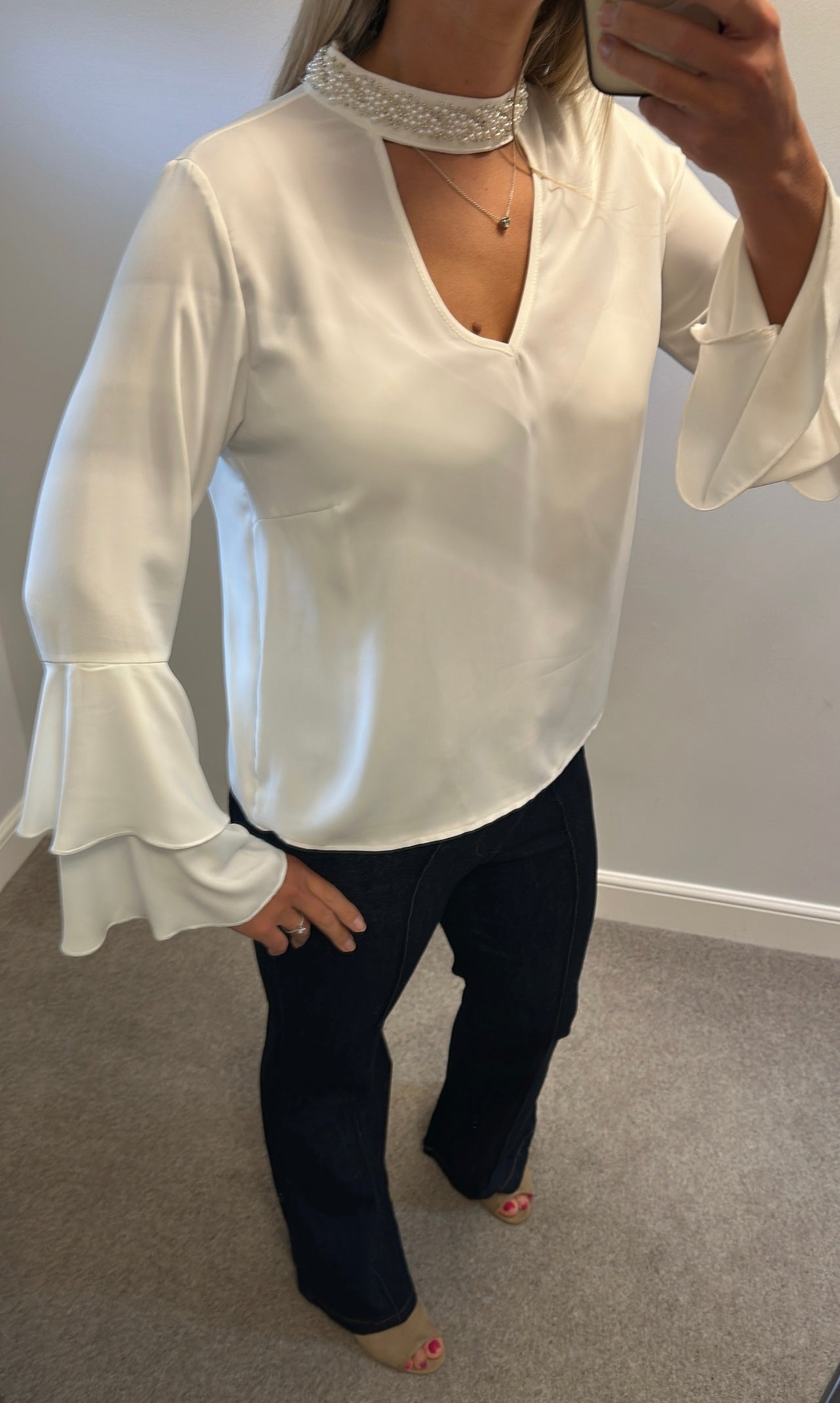 Jessica Wright off white flute sleeve blouse with pearl collar size 14