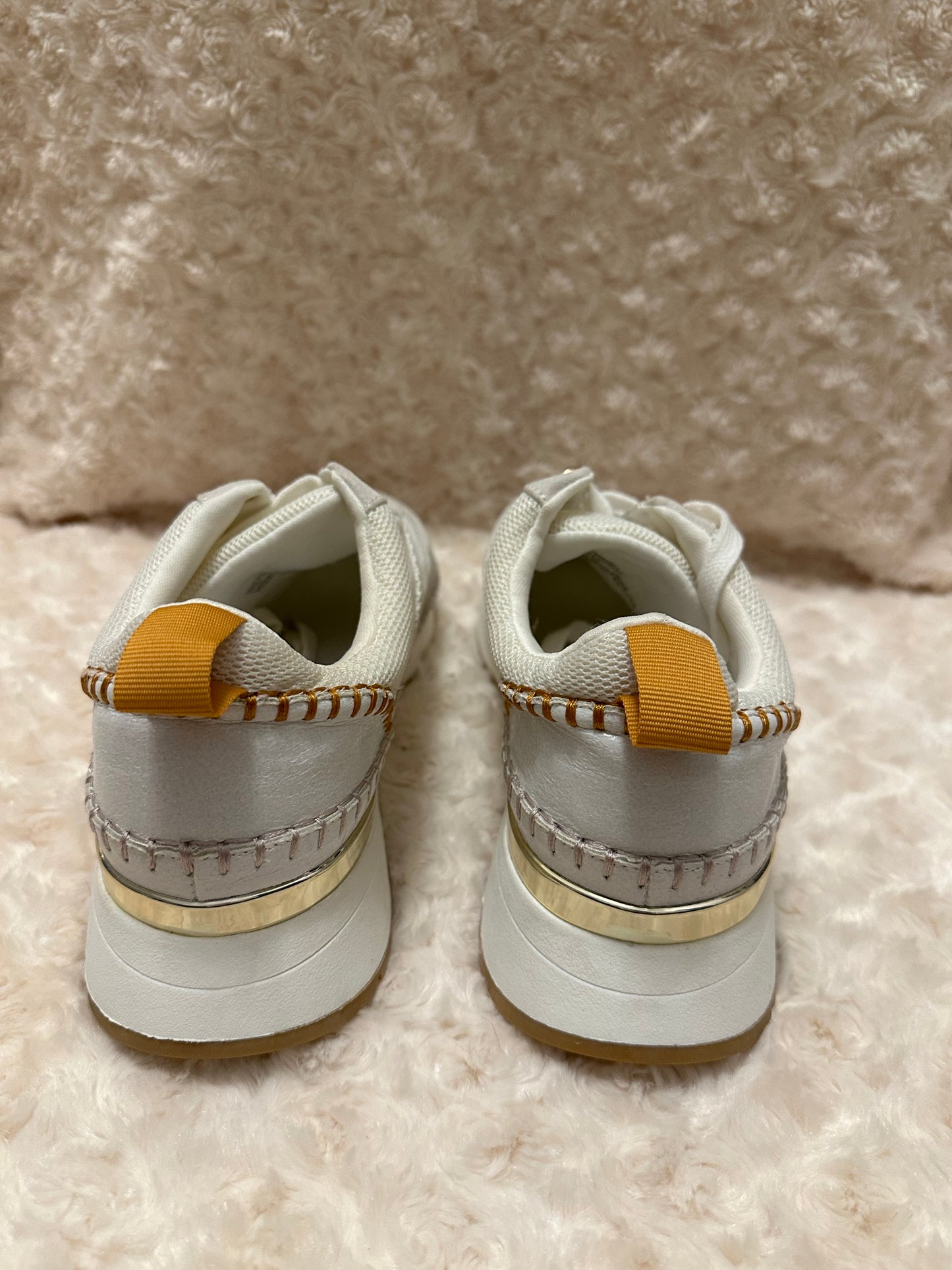 River island ladies cream trainers size 7 brand new