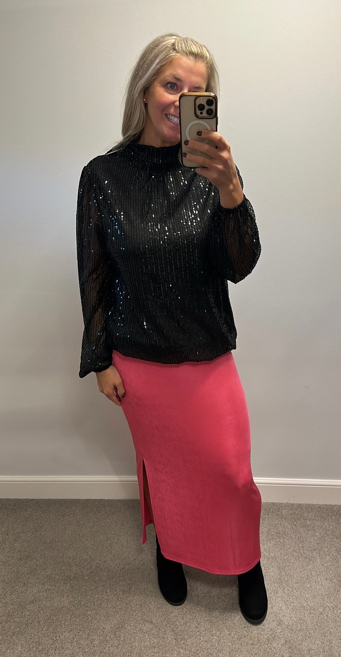 Pink silk style skirt size L (14-16)