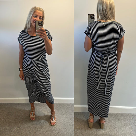 Stella Morgan navy and white stripe dress size 16